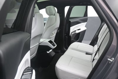 2025 Cadillac LYRIQ Luxury 1