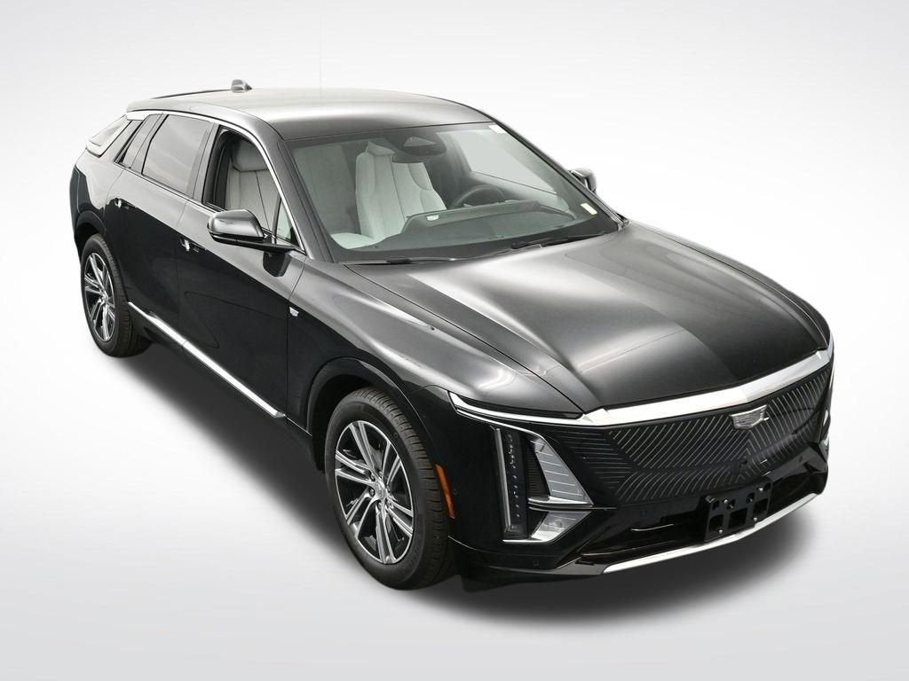 2025 Cadillac LYRIQ Luxury 1