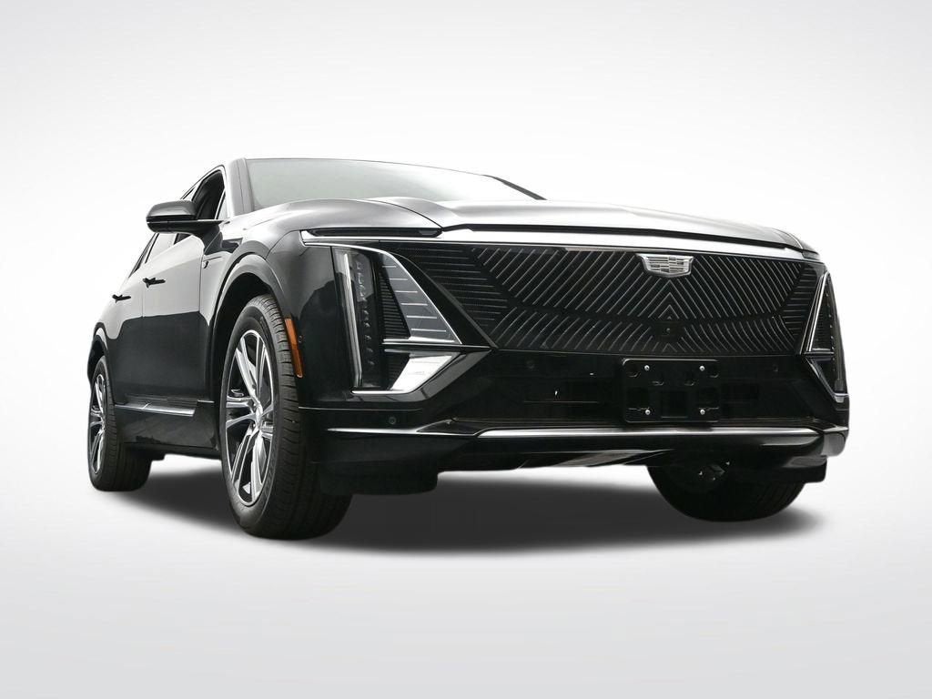 2025 Cadillac LYRIQ Luxury 1