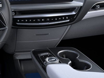 2025 Cadillac LYRIQ Luxury 2