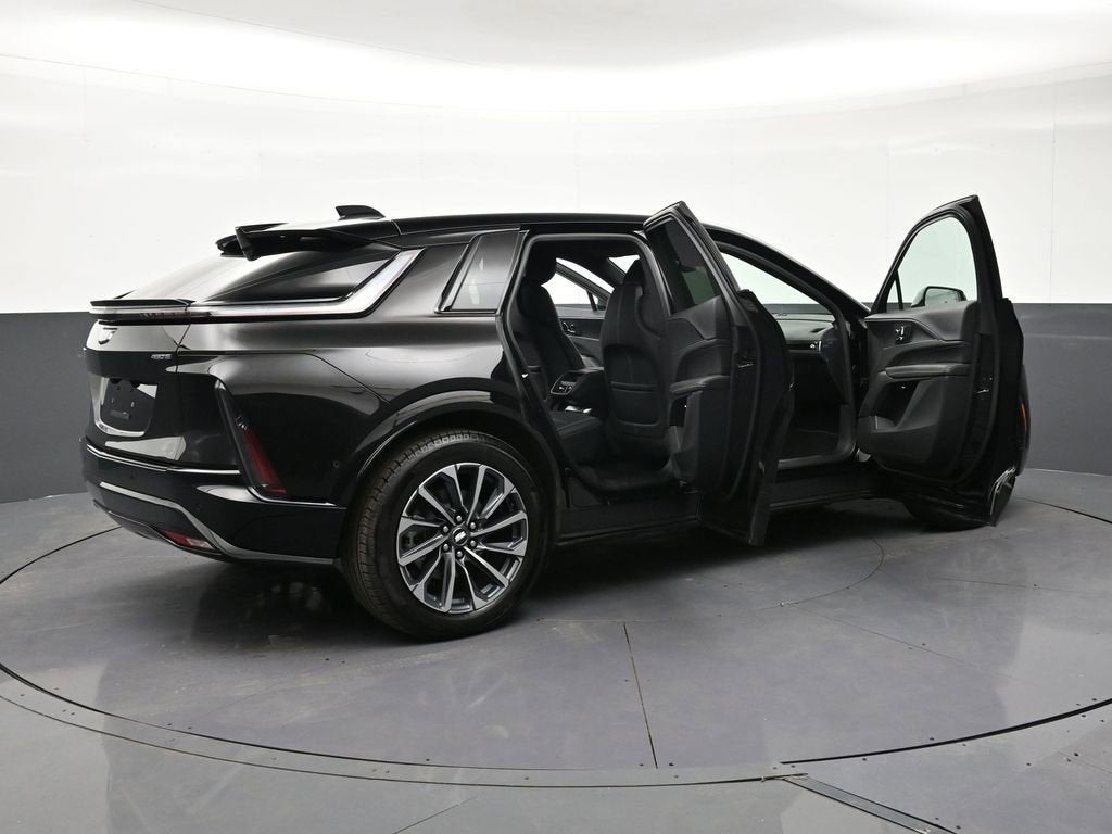 2025 Cadillac LYRIQ Sport 1