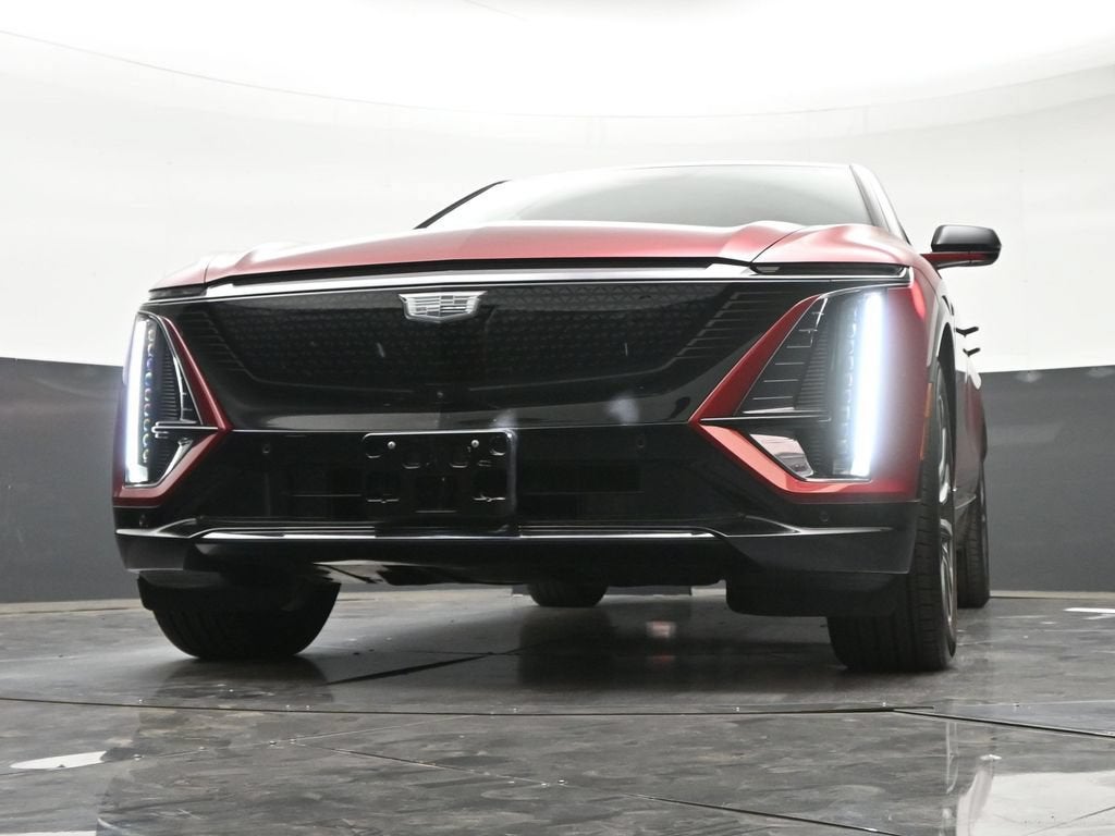 2025 Cadillac LYRIQ Sport 1