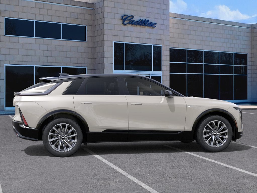 2027 Cadillac LYRIQ Sport