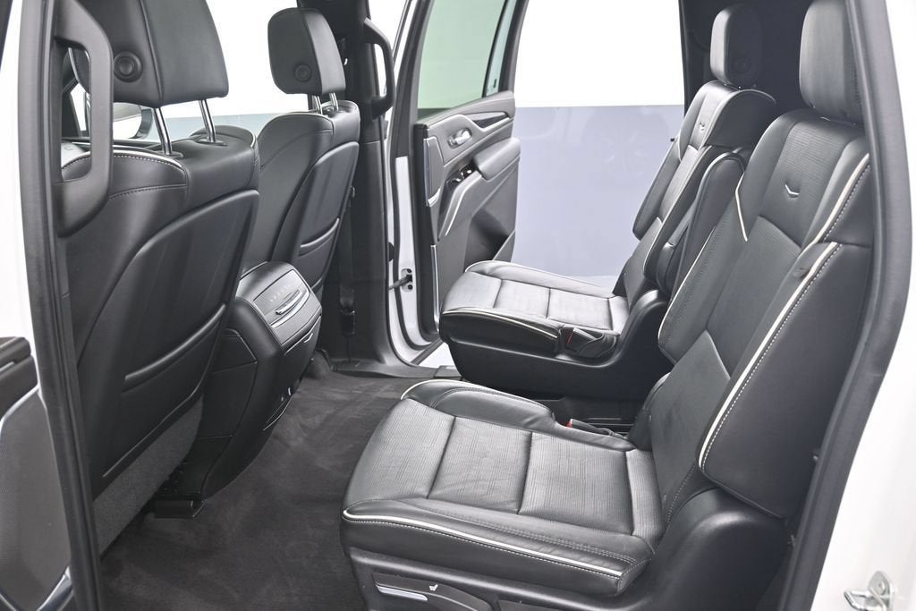 2022 Cadillac Escalade ESV Sport