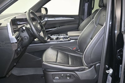 2025 Cadillac Escalade ESV Sport