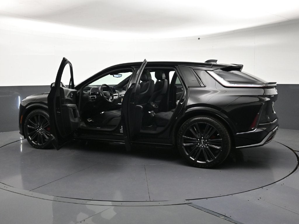 2026 Cadillac LYRIQ V-Series