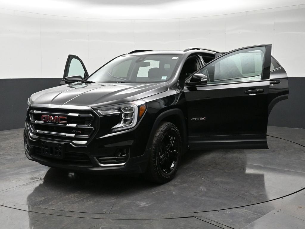 2022 GMC Terrain AT4