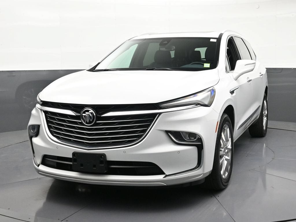 2024 Buick Enclave Essence