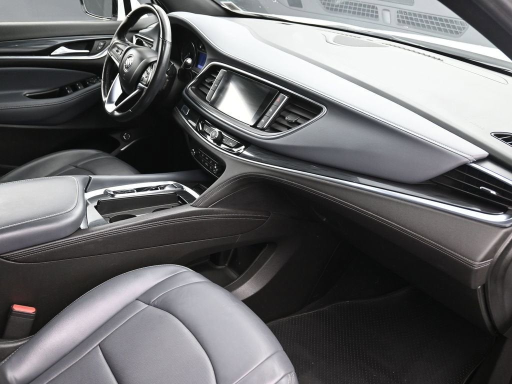 2022 Buick Enclave Essence