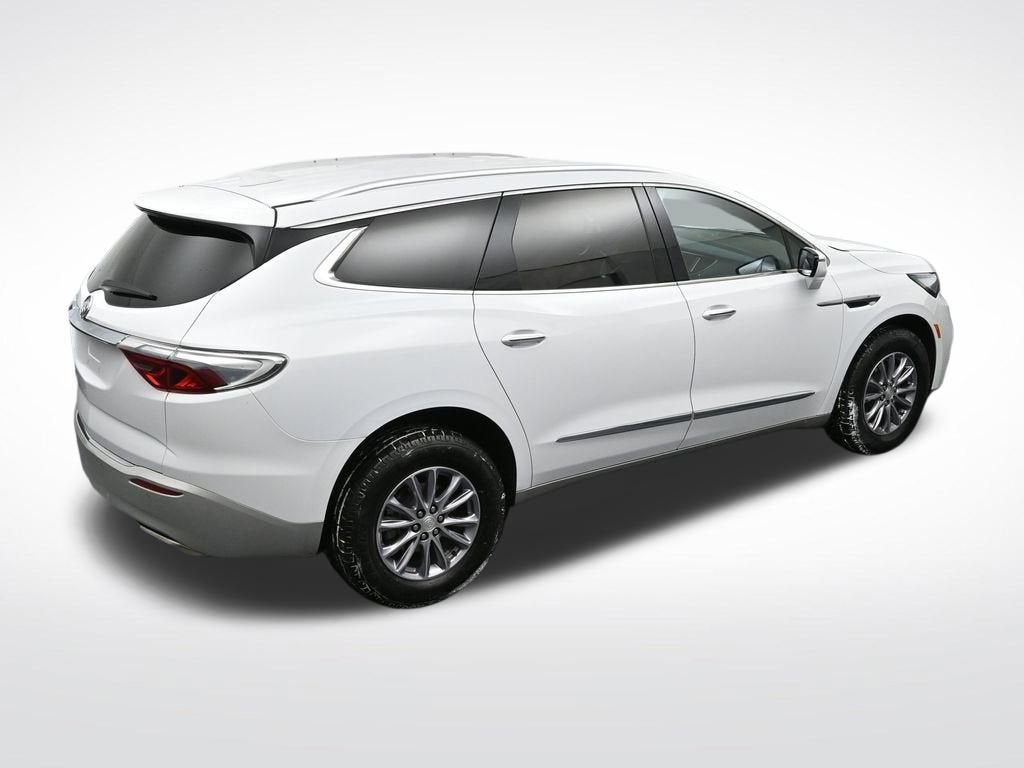 2022 Buick Enclave Essence