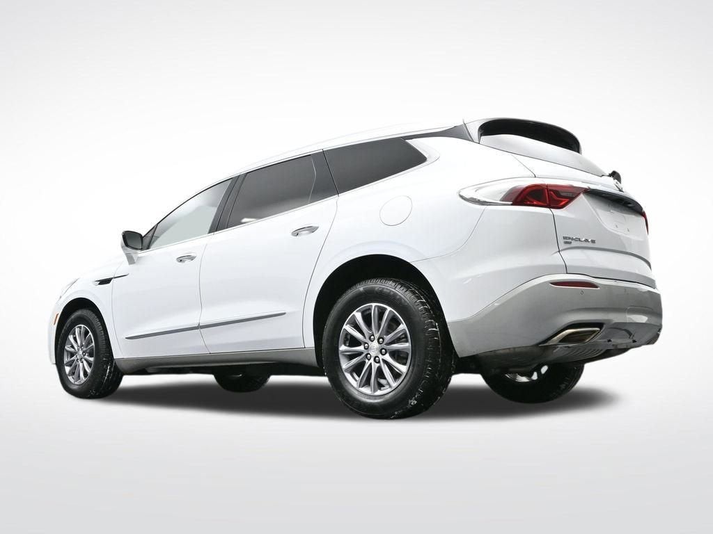 2022 Buick Enclave Essence