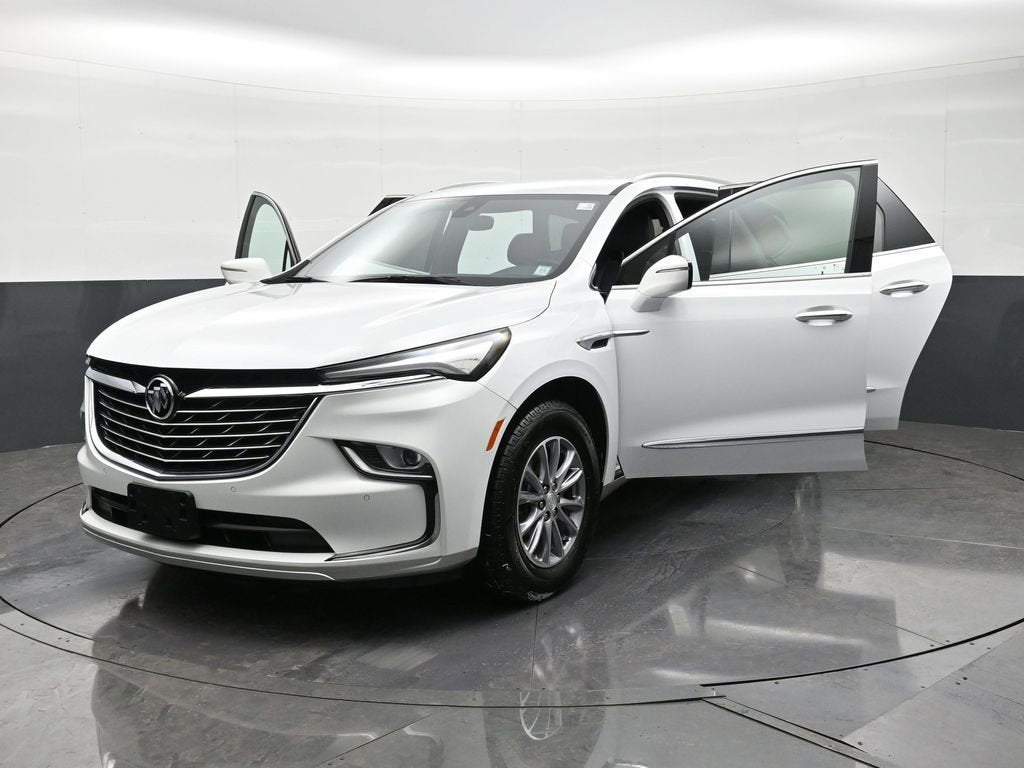 2022 Buick Enclave Essence