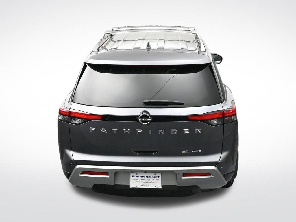 2024 Nissan Pathfinder SL