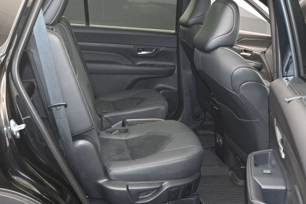 2025 Toyota Grand Highlander Hybrid Limited MAX