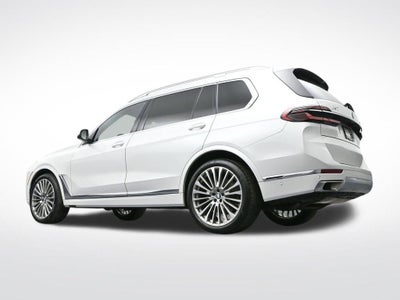 2023 BMW X7 xDrive40i