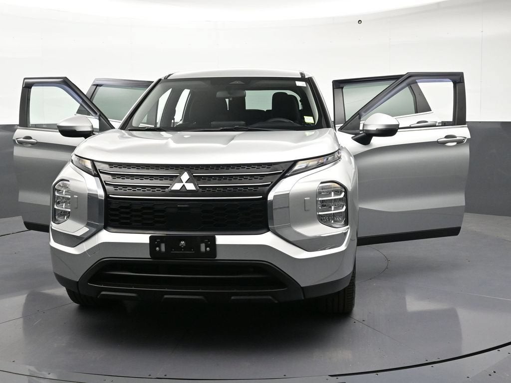 2022 Mitsubishi Outlander ES 2.5 S-AWC