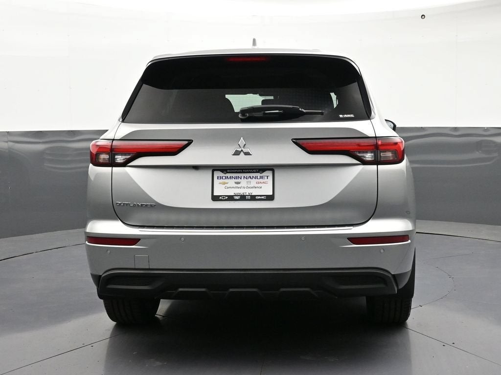 2022 Mitsubishi Outlander ES 2.5 S-AWC