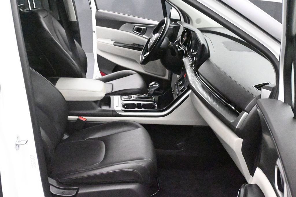 2022 Kia Carnival LXS