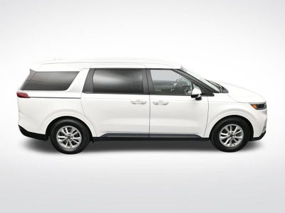 2022 Kia Carnival LXS
