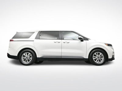 2022 Kia Carnival LXS