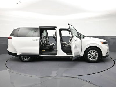 2022 Kia Carnival LXS