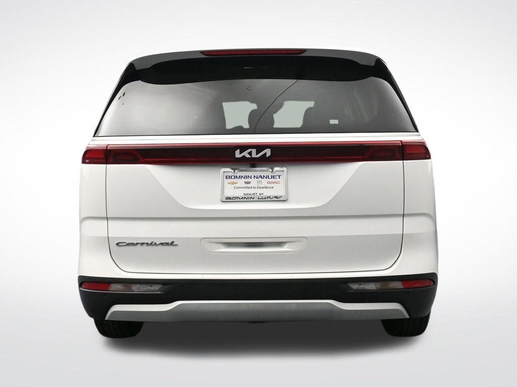 2022 Kia Carnival LXS
