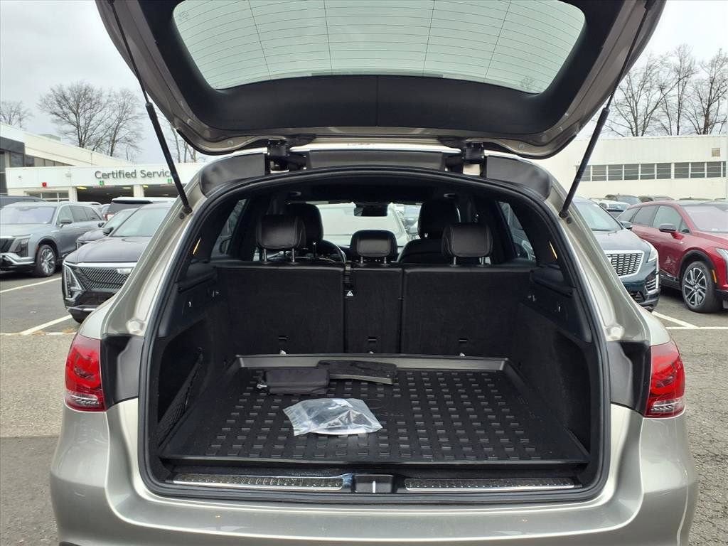 2021 Mercedes-Benz GLC GLC 300